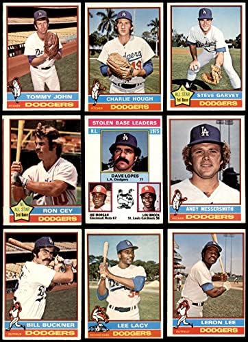 1976 O-Pee-Chee Los Angeles Dodgers Közelében Csapat készen áll a Los Angeles Dodgers (Set) VG/EX Dodgers