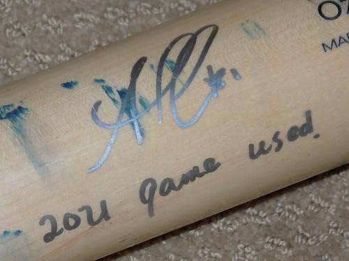 Ozzie Albies Victus Játék Használt Aláírt Bat 2021 Atlanta Braves PSA GU-10 - a Játékban Használt MLB Denevérek